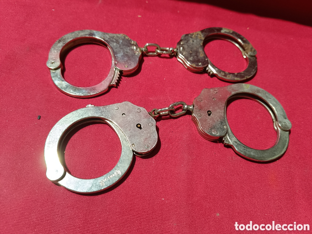 Colecionismo: Pareja de esposas de la marca Leismann SIN LLAVE