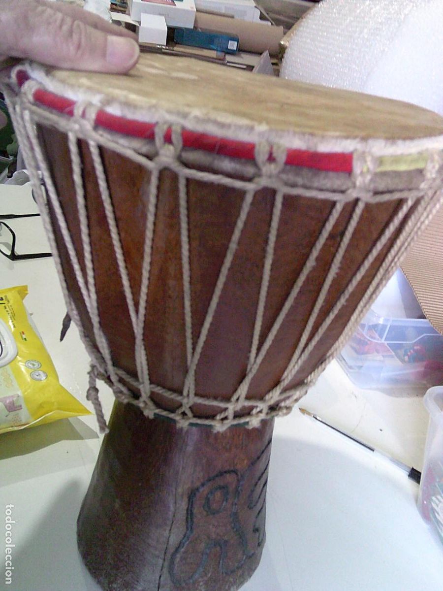 Coleccionismo: Tambor de mano de madera y cuero - Foto 3