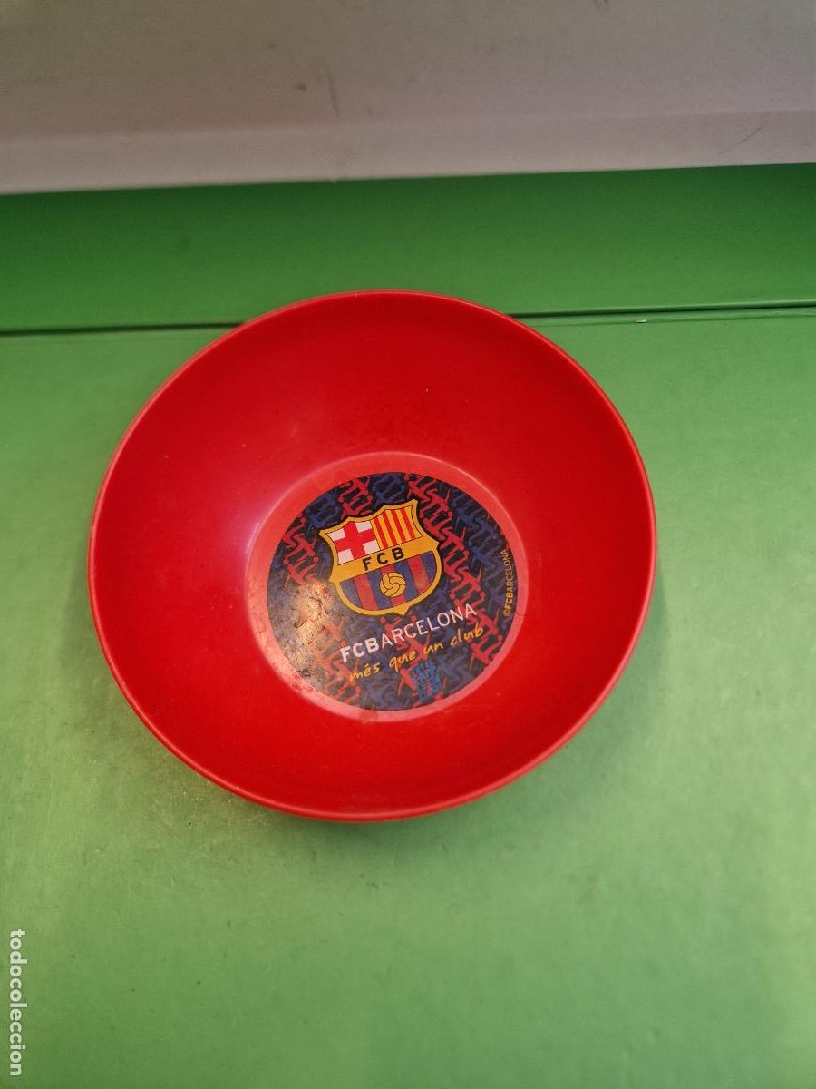 Sammeln: BONITO PLATO DE PLASTICO. BARCELONA.