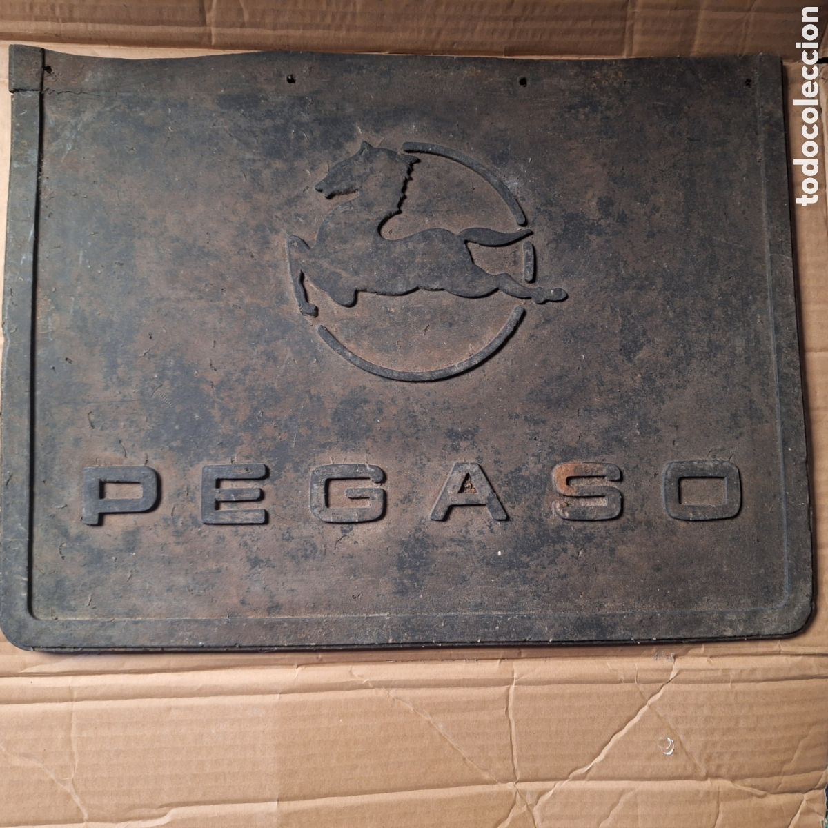 Coleccionismo: Guardabarros camion pegaso - Foto 1