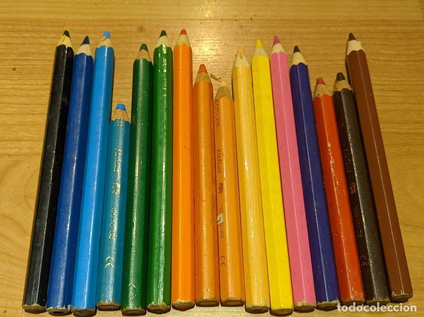 Sammeln: LOTE 16 L&Aacute;PICES DE COLORES FORMATO GRUESO