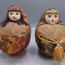Siglo XX Pareja De Muñecas Marionetas Orientales Con Trajes Originales De Seda Siglo XX Pareja De Muñecas Marionetas Orientales Con Trajes Originales De Seda