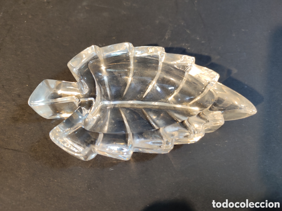 Coleccionismo: Hoja de cristal peque&ntilde;a cenicero