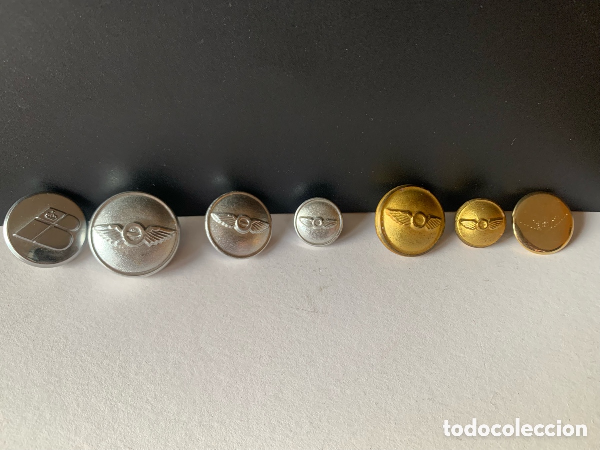 Coleccionismo: COLECCI&Oacute;N DE BOTONES DE UNIFORMES DE LA COMPA&Ntilde;&Iacute;A IBERIA. - Foto 1