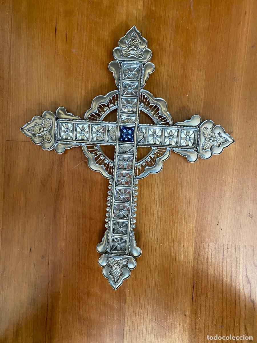 Coleccionismo: Cruz de plaque o pewter