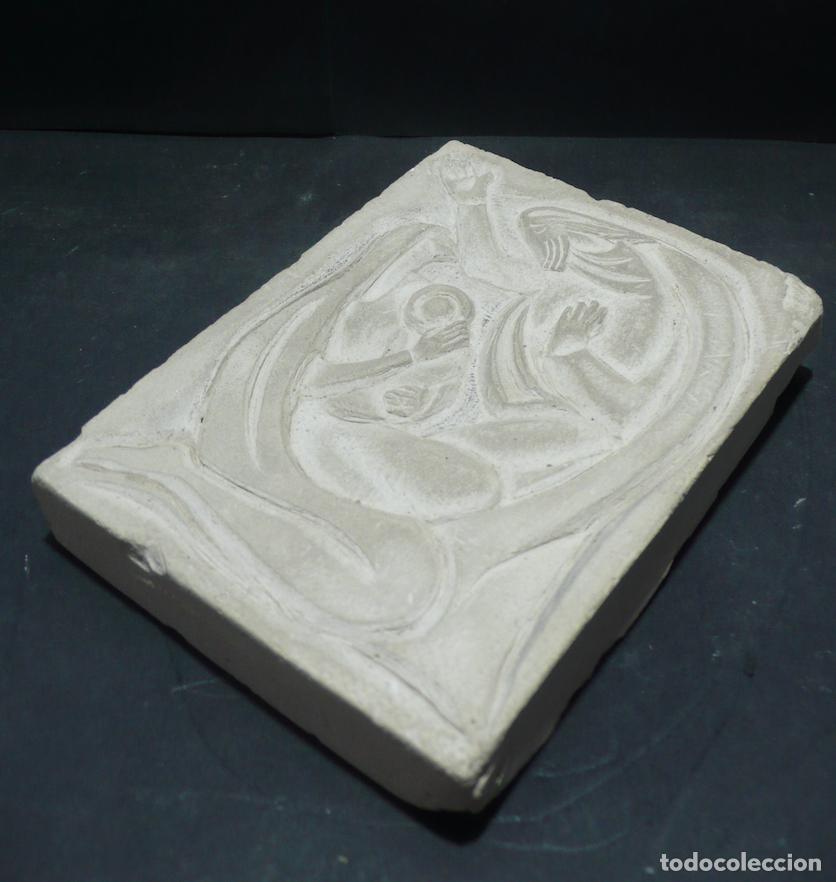 Coleccionismo: PLACA DE YESO CON RELIEVE - Foto 3
