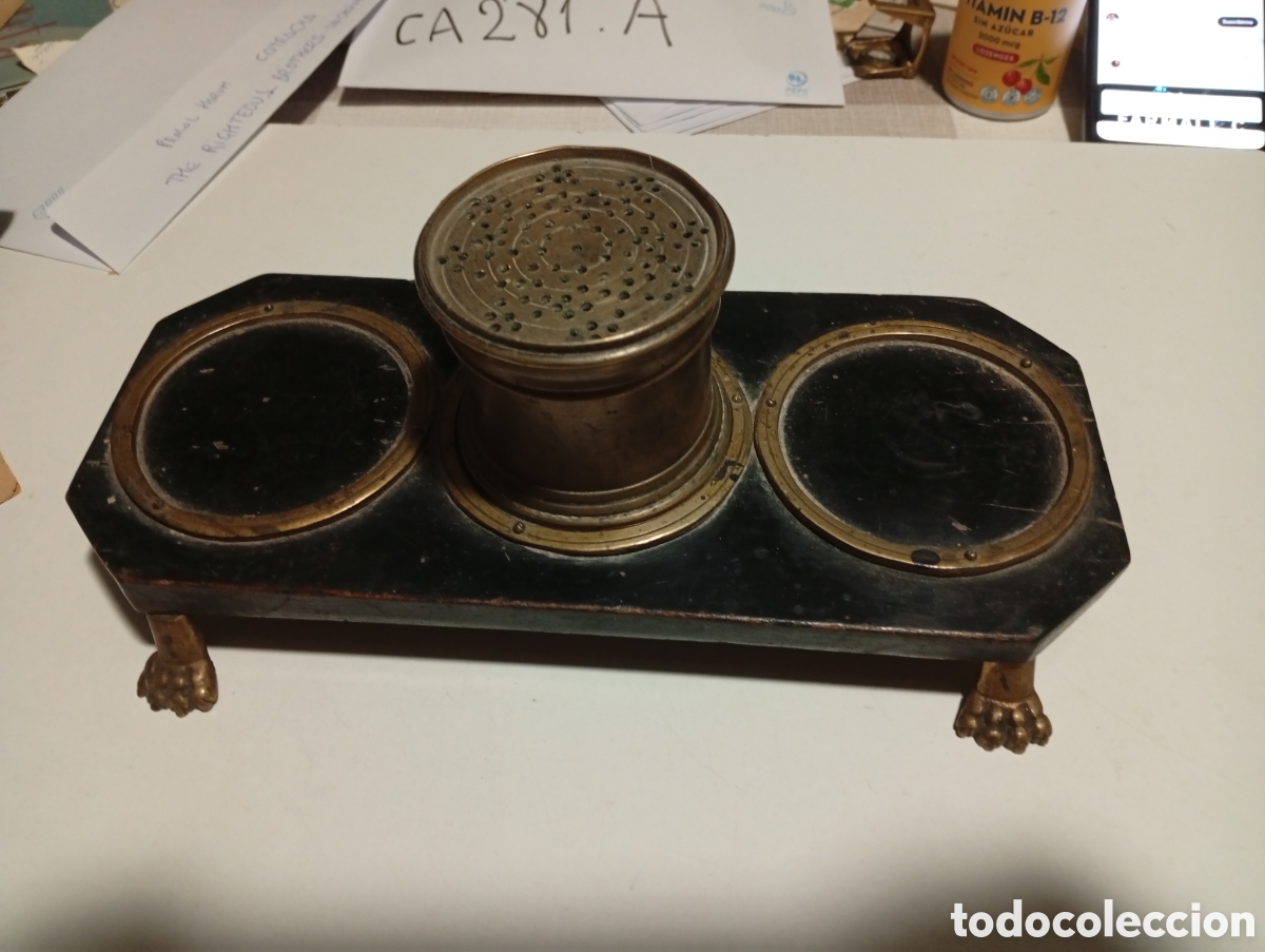 Coleccionismo: Tintero soporte de madera y una pieza bronce - Foto 1
