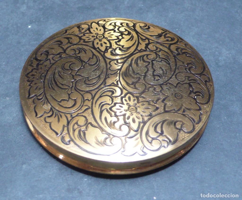 Coleccionismo: POLVERA DE METAL DECORADO - Foto 1