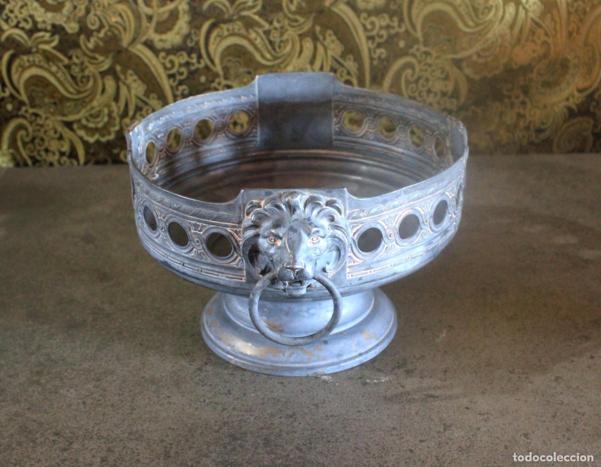 Coleccionismo: Antiguo Frutero, Centro de Mesa, Frutero de Metal, Centro Mesa Art Dec&oacute;, Frutero de Mesa Art Dec&oacute;