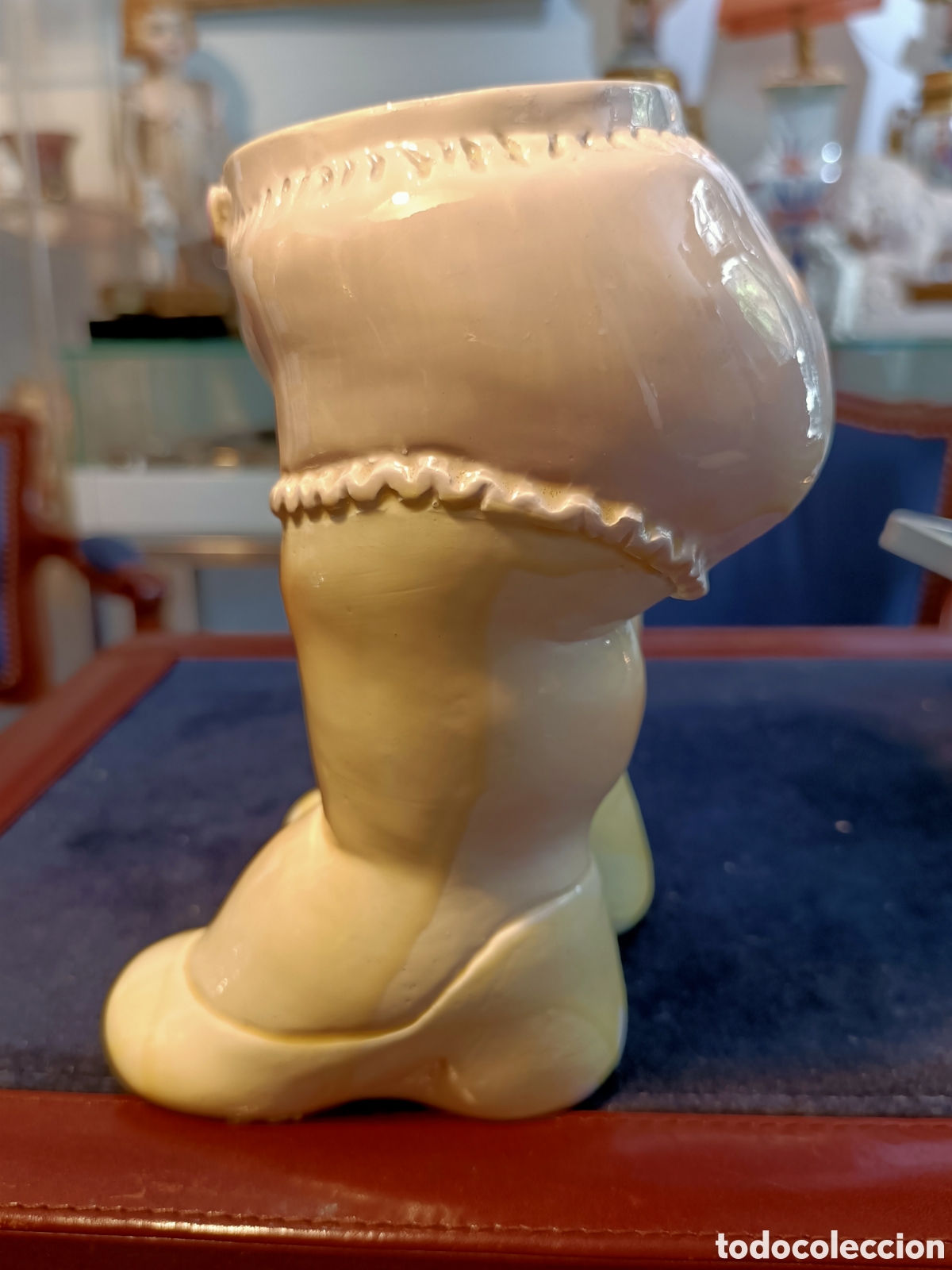 Coleccionismo: Hucha de cer&aacute;mica, con forma de mu&ntilde;eca. - Foto 2
