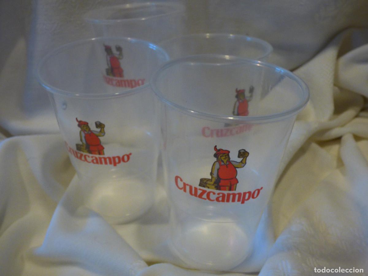 Coleccionismo: Vasos de plastico,Cruzcampo. - Foto 2
