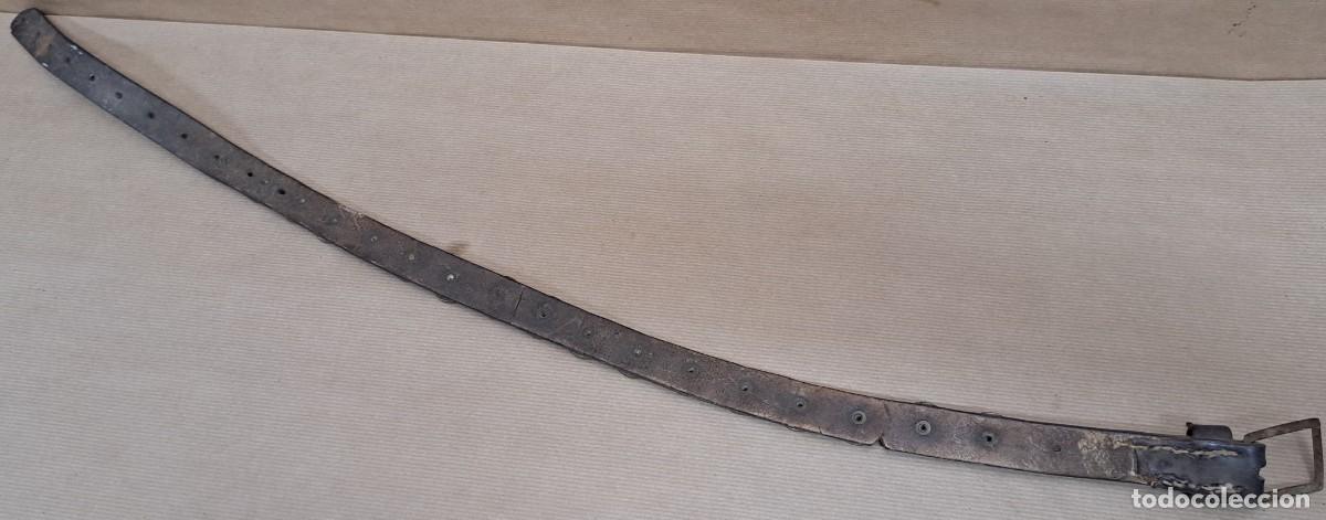 Coleccionismo: Antiguo cintur&oacute;n de cuero con monedas de 25 c&eacute;ntimos - Foto 6