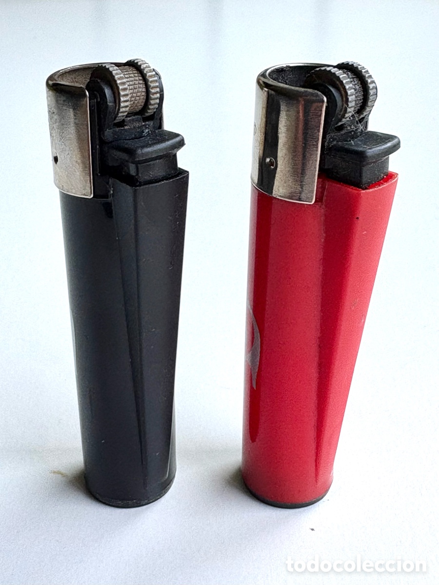 Coleccionismo: 2 Mecheros Clipper s&iacute;mbolo Om - Foto 2