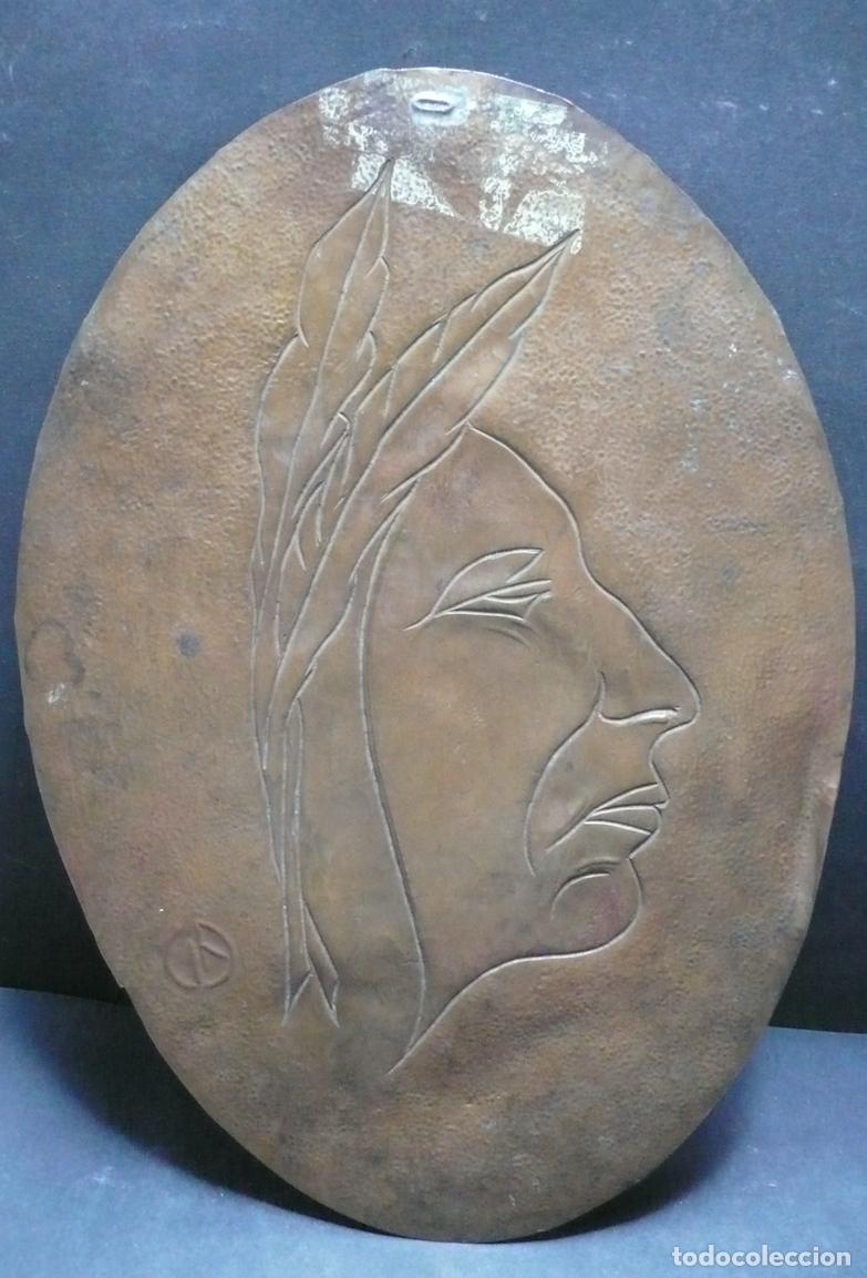 Coleccionismo: RELIEVE EN METAL DE INDIO - Foto 4
