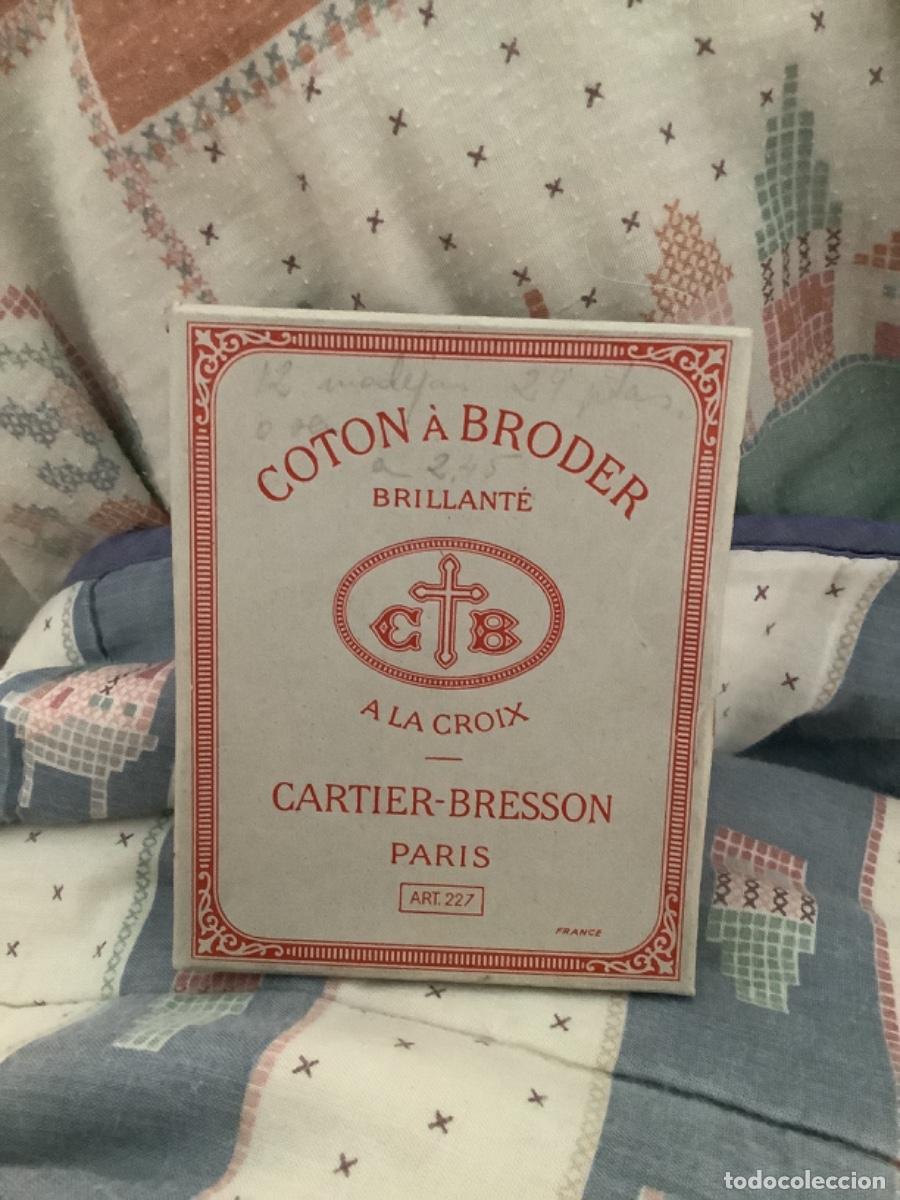 Sammeln: CAJA DE HILO PARA BORDAR &rdquo;CARTIER-BRESSON PARIS&rdquo; BLANCO