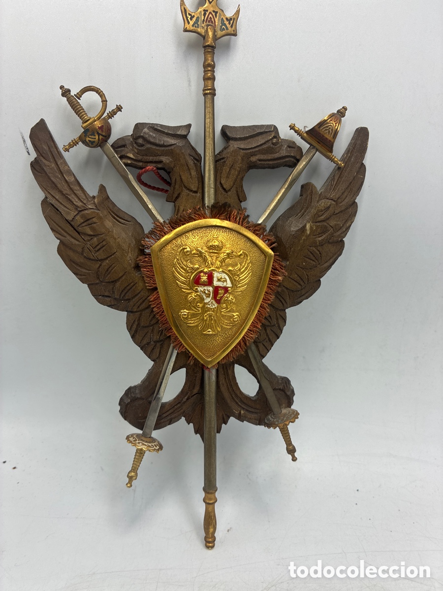 Coleccionismo: Antiguo escudo de pared &Aacute;guila Bic&eacute;fala .
