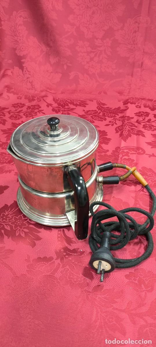 Coleccionismo: Calentador el&eacute;ctrico de t&eacute; caf&eacute; asa de baquelita principios siglo XX Art Dec&oacute;