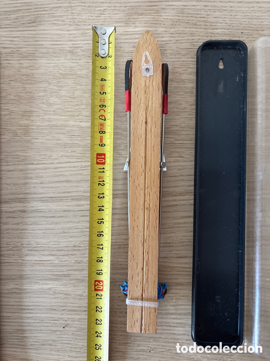 Coleccionismo: Antiguo term&oacute;metro en forma de sky, Tirol (A15) - Foto 4
