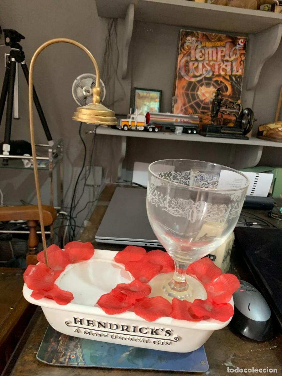 Coleccionismo: ba&ntilde;era hendricks anuncio ginebra - Foto 2