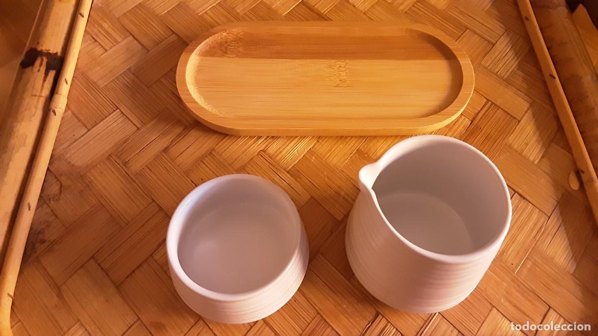 Coleccionismo: Azucarero y Jarra de leche de gres con bandeja de bamb&uacute;.Colecci&oacute;n NESPRESSO - Foto 2
