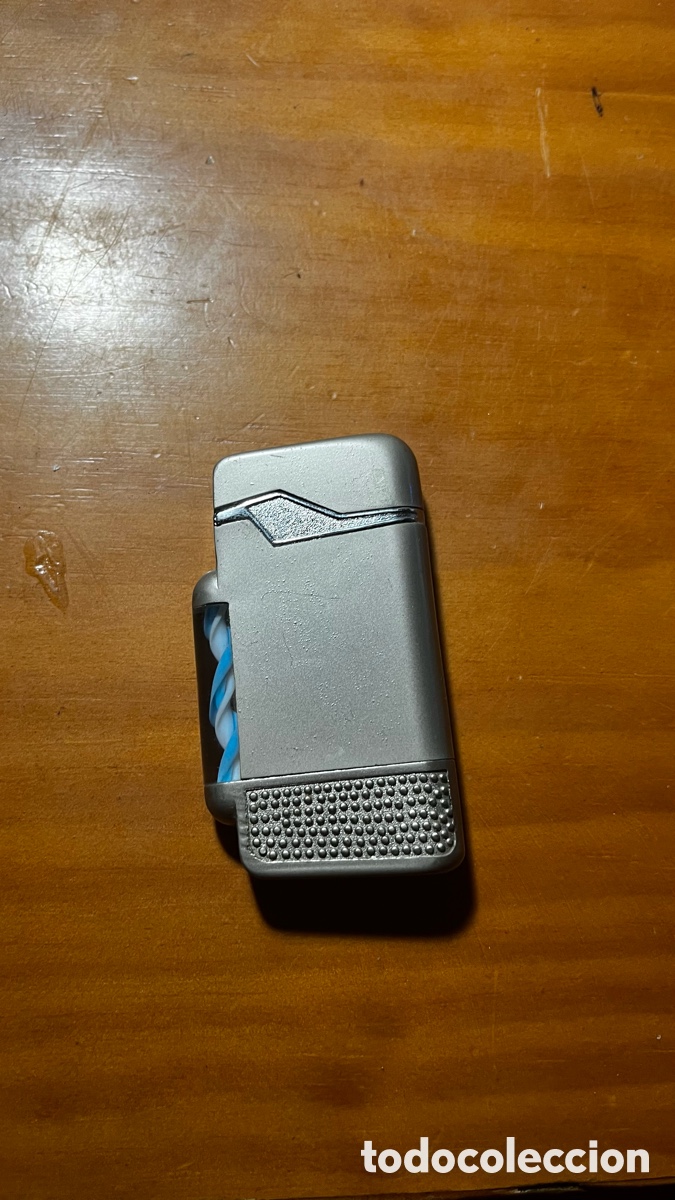 Coleccionismo: Mechero moderno, estilo zippo (rectangular, bot&oacute;n, dep&oacute;sito visible) - Foto 1