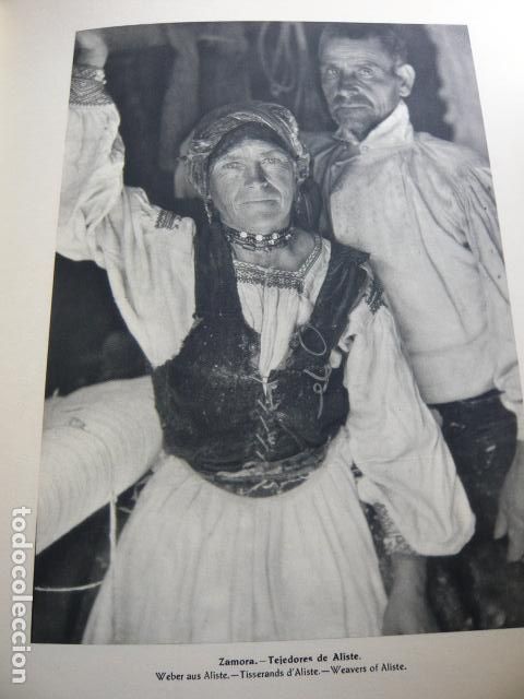 Coleccionismo: ALISTE ZAMORA TIPOS ANTIGUA LAMINA A&Ntilde;OS 40 IMPRESA EN HUECOGRABADO 25 X 30 CM