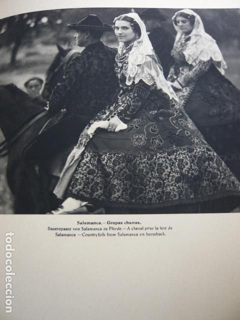 Coleccionismo: SALAMANCA TIPOS ANTIGUA LAMINA A&Ntilde;OS 40 IMPRESA EN HUECOGRABADO 25 X 30 CM