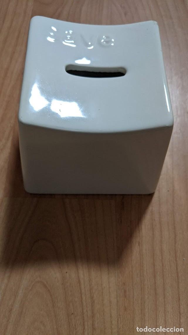Coleccionismo: HUCHA DE COLOR BLANCO - Foto 2