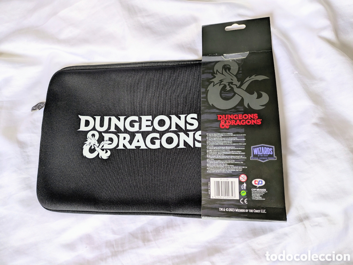 Coleccionismo: Dragones y mazmorras funda port&aacute;til - Foto 5
