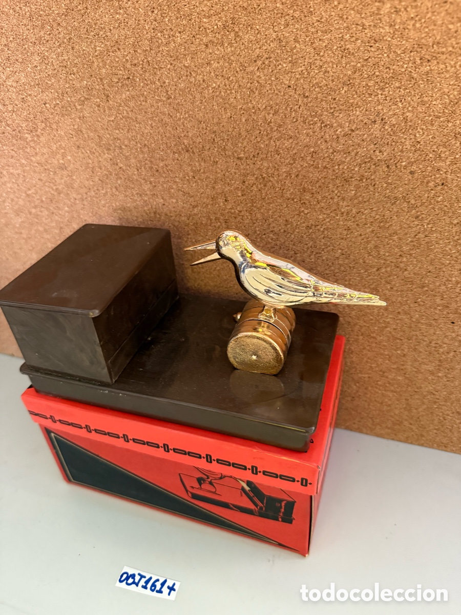Coleccionismo: DISTRIBUIDOR DE CIGARRILLOS - PAJARO - Foto 3