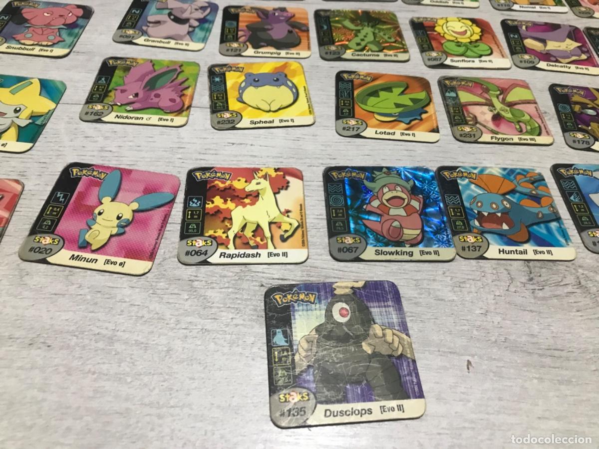 Coleccionismo: Lote de 61 imanes pokemon - Foto 12