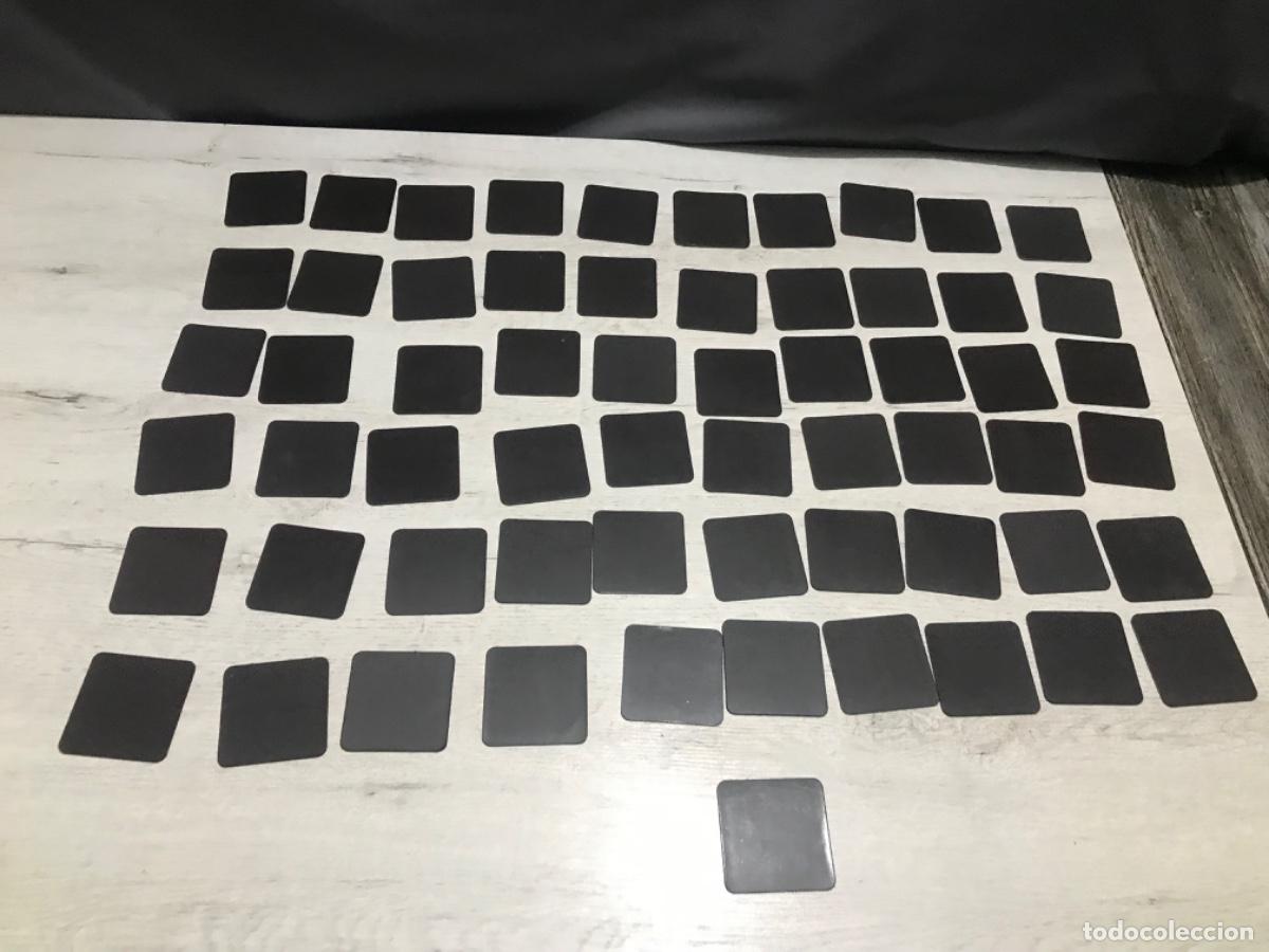 Coleccionismo: Lote de 61 imanes pokemon - Foto 16