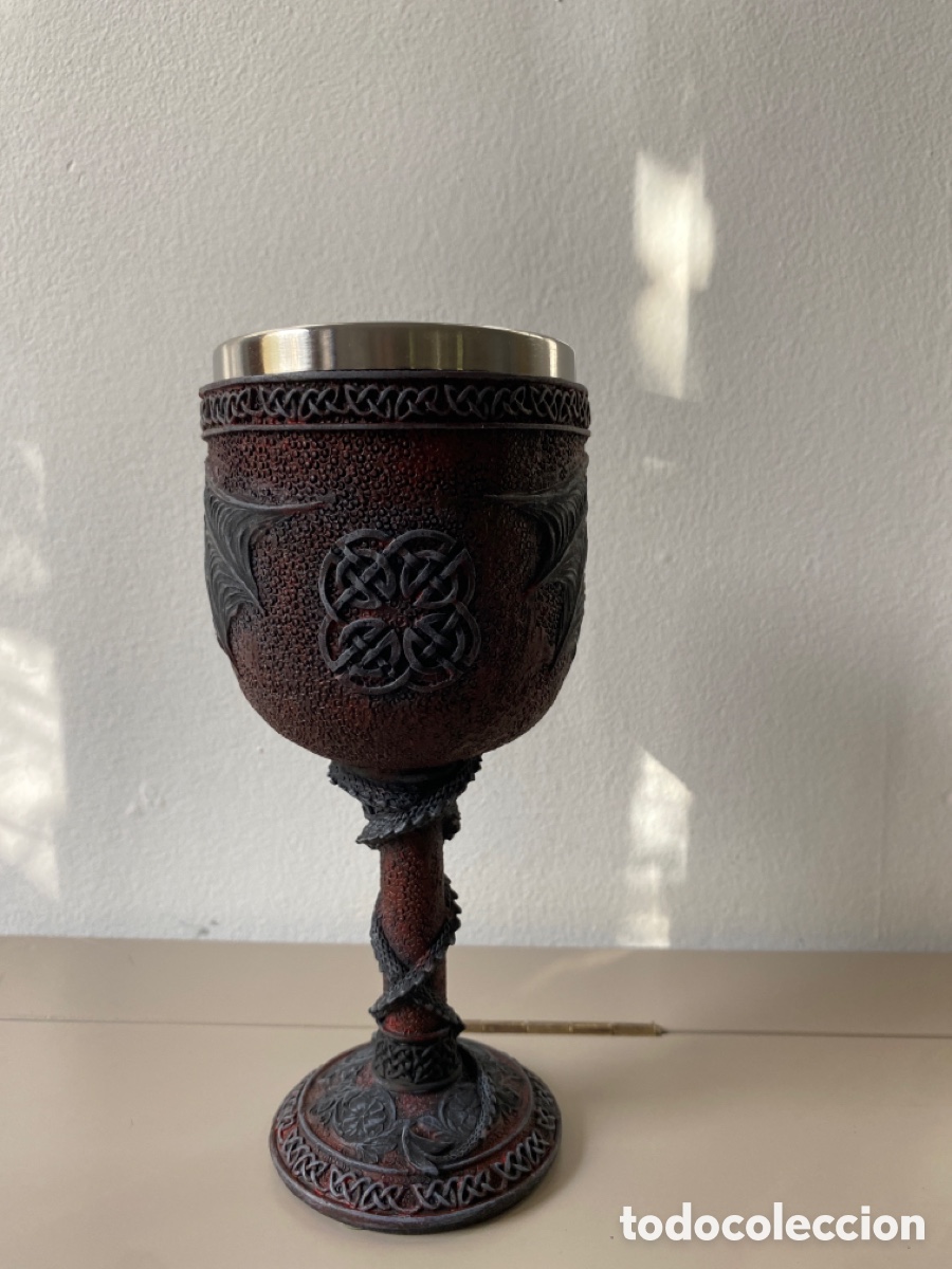 Coleccionismo: Copa de vino doble calavera de ala de drag&oacute;n - Foto 5