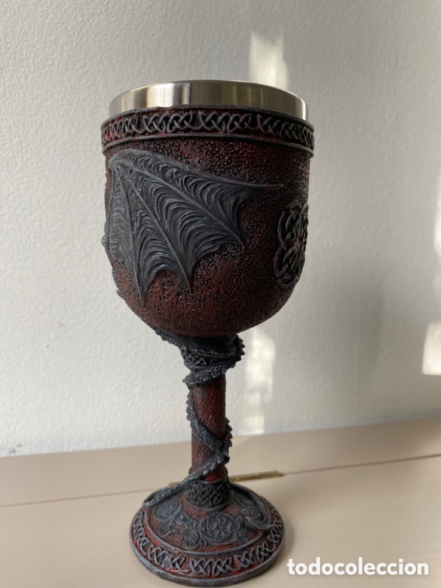 Coleccionismo: Copa de vino doble calavera de ala de drag&oacute;n - Foto 6