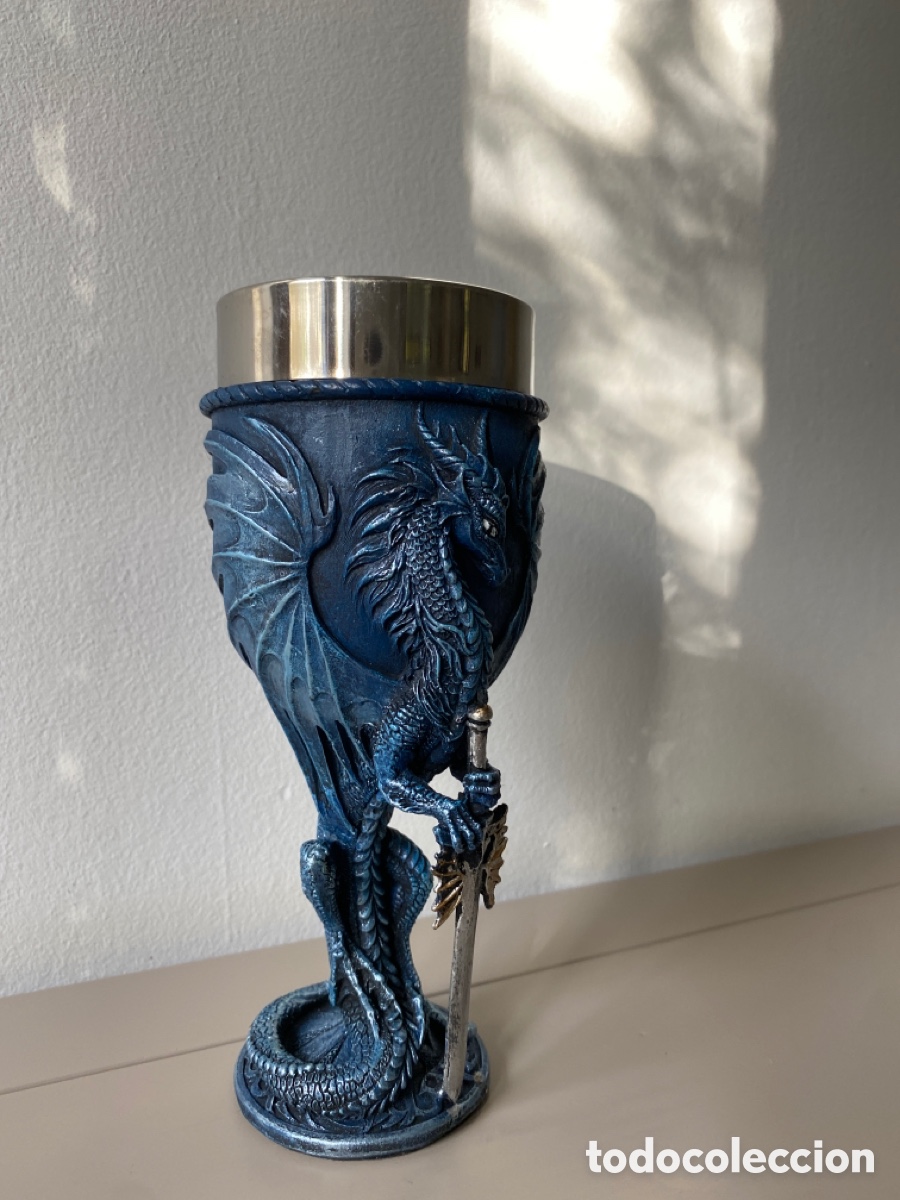 Coleccionismo: C&aacute;liz o copa de vino de Drag&oacute;n Medieval - Foto 2