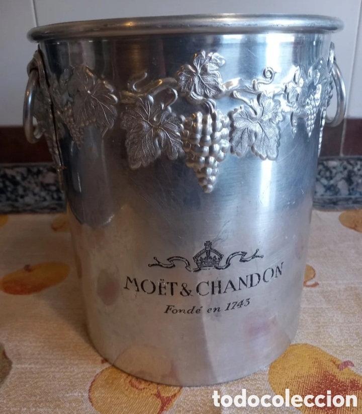 Coleccionismo: Cubitera moet chandon - Foto 1