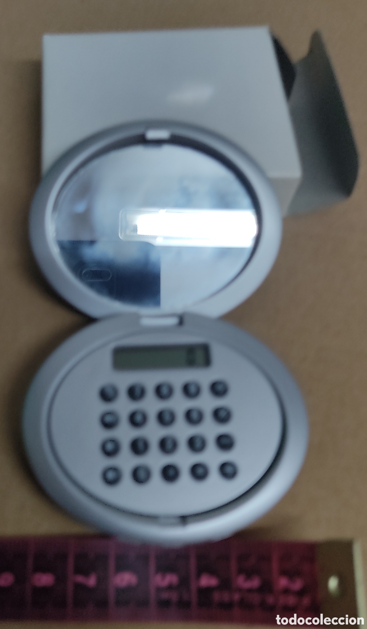 Coleccionismo: Calculadora con espejo de bolsillo - Foto 2