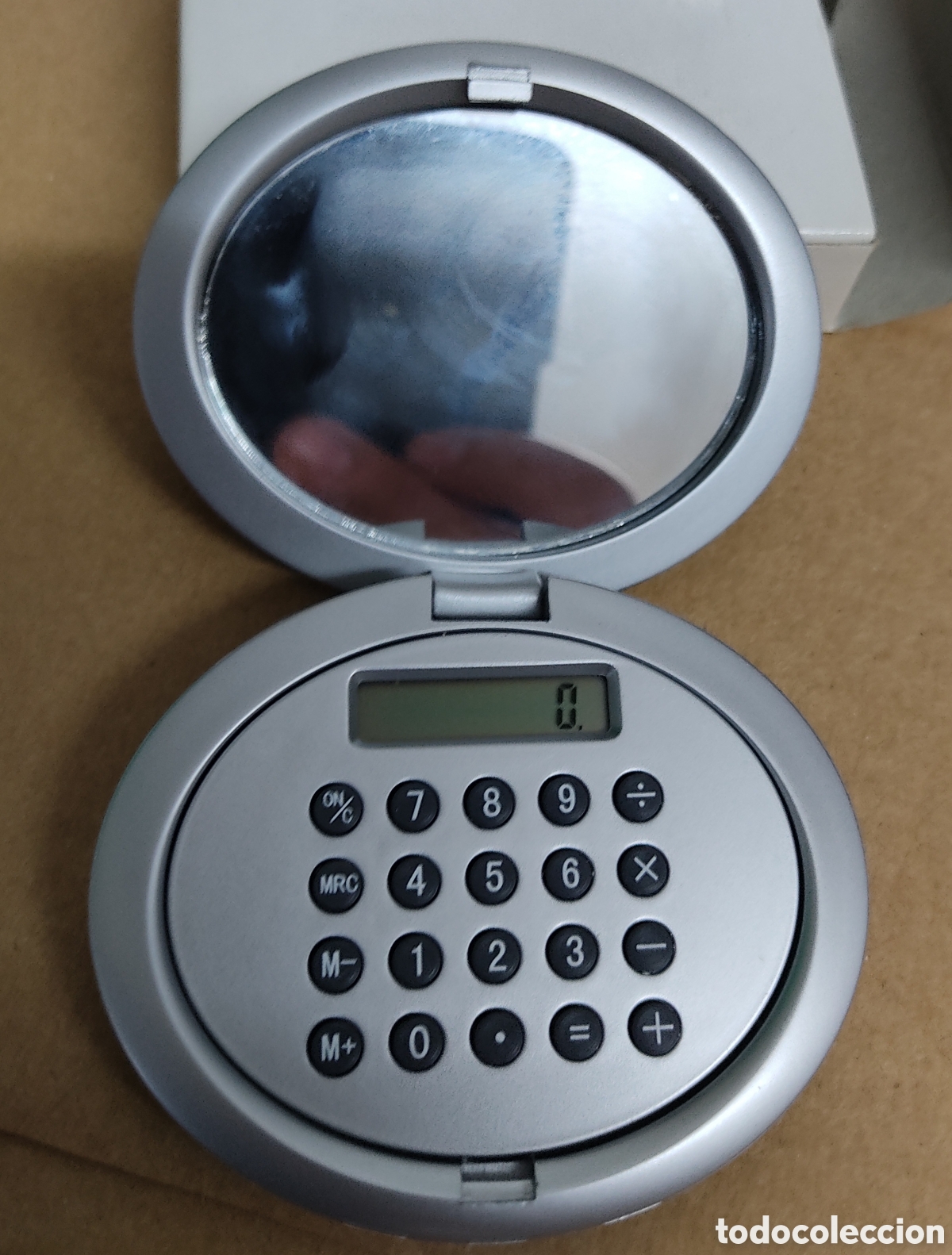 Coleccionismo: Calculadora con espejo de bolsillo - Foto 3