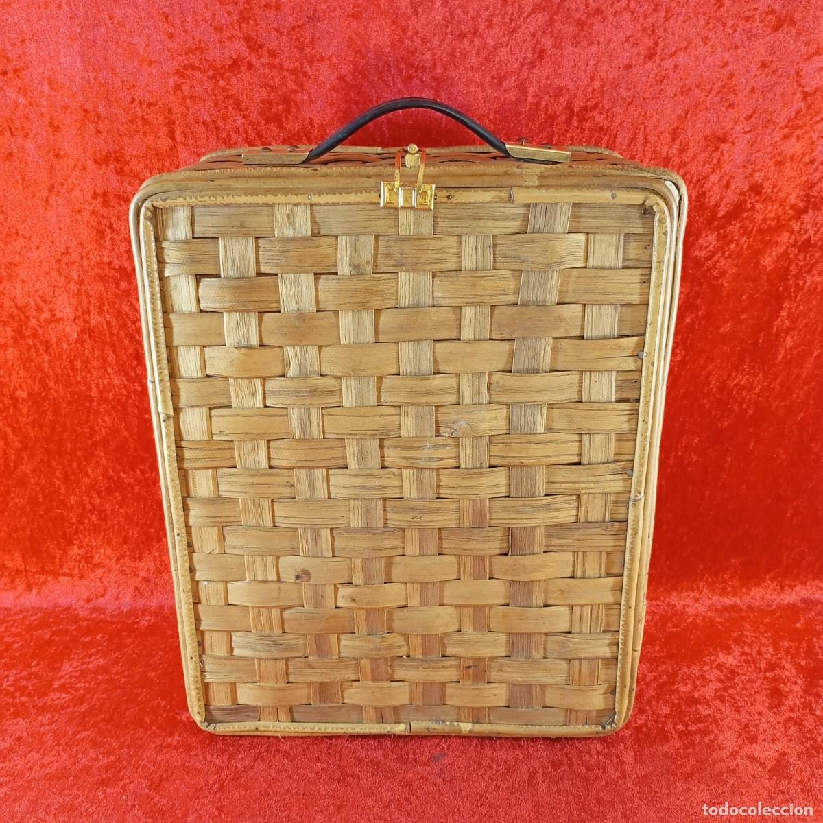Coleccionismo: CESTA DE MIMBRE - CAJA RECTANGULAR - MADERA - 38 X 31,5 X 15 CM / 7700 - Foto 6