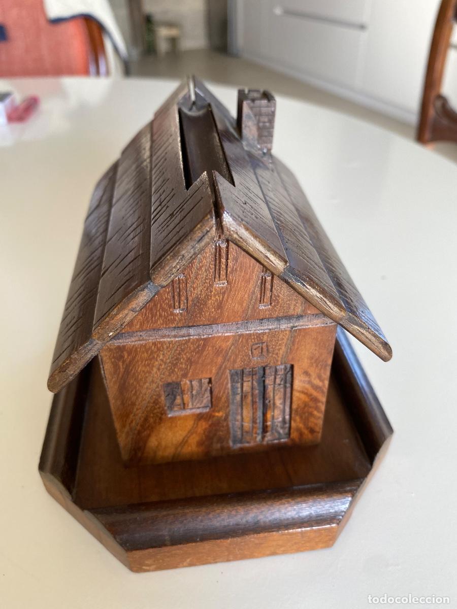 Coleccionismo: Pitillera de mesa de madera, a&ntilde;os 40 - Foto 3