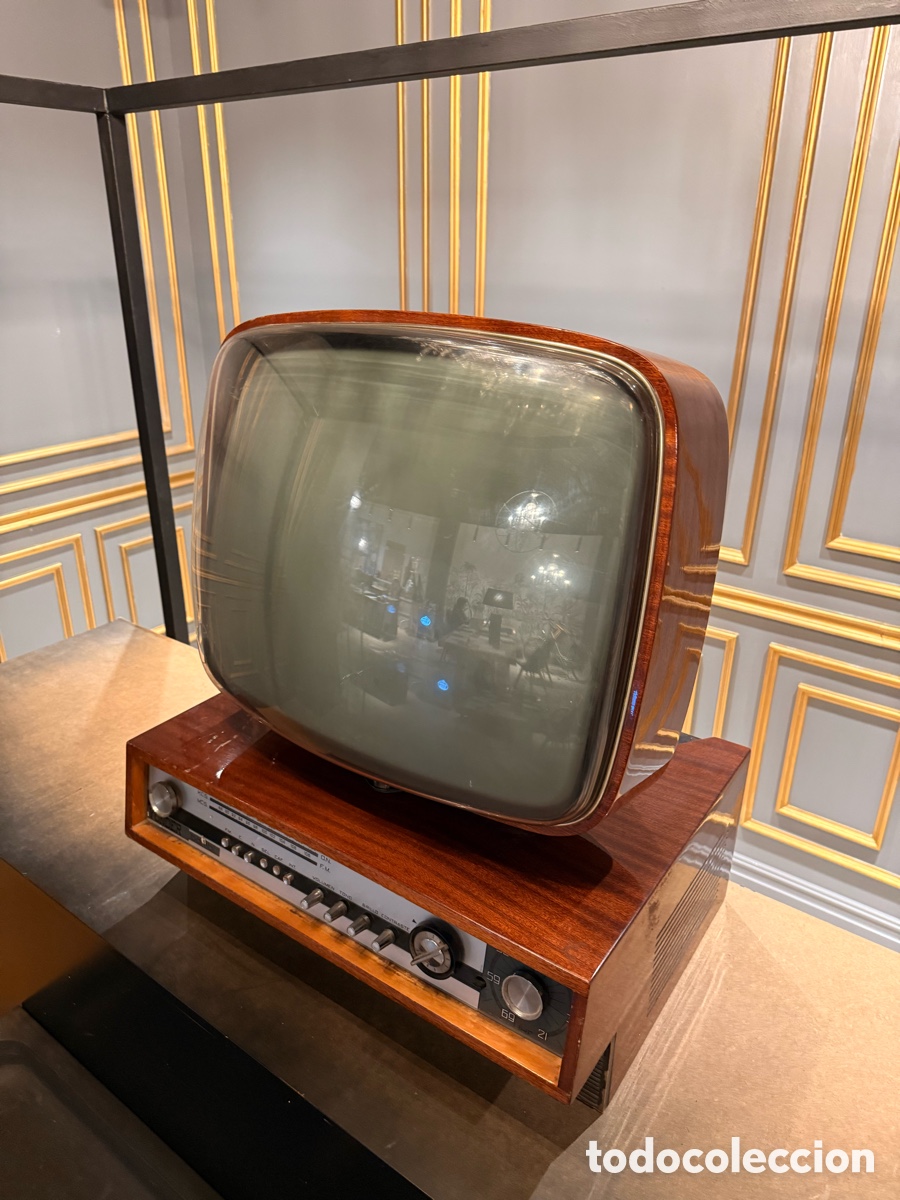 Coleccionismo: Televisor Yonder &ldquo;Bambi&rdquo; a&ntilde;os 60 - Foto 4