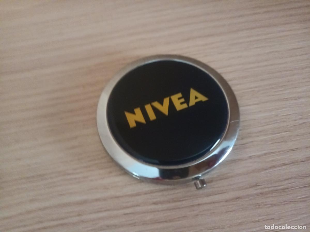 Coleccionismo: ESPEJO BOLSILLO PUBLICIDAD NIVEA.