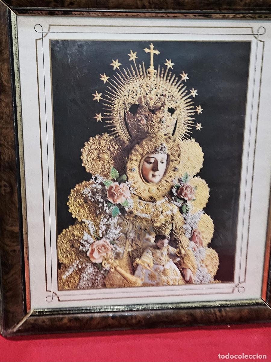 Coleccionismo: cuadro religioso con la virgen del rocio - Foto 2