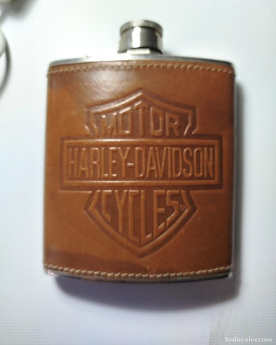 Coleccionismo: PETACA . HARLEY DAVIDSON , FORRADA EN CUERO - Foto 1