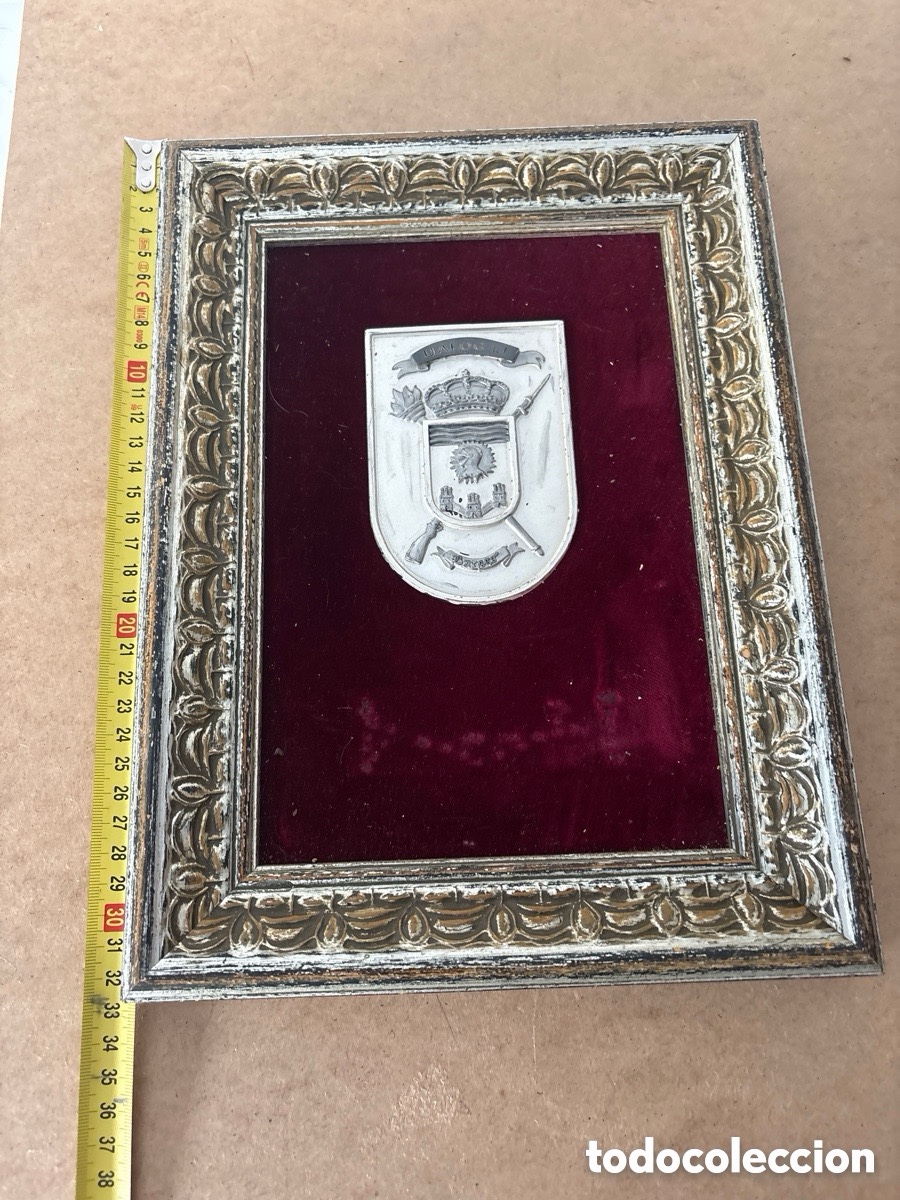 Coleccionismo: Escudo enmarcado UALOG LI (A22) - Foto 2