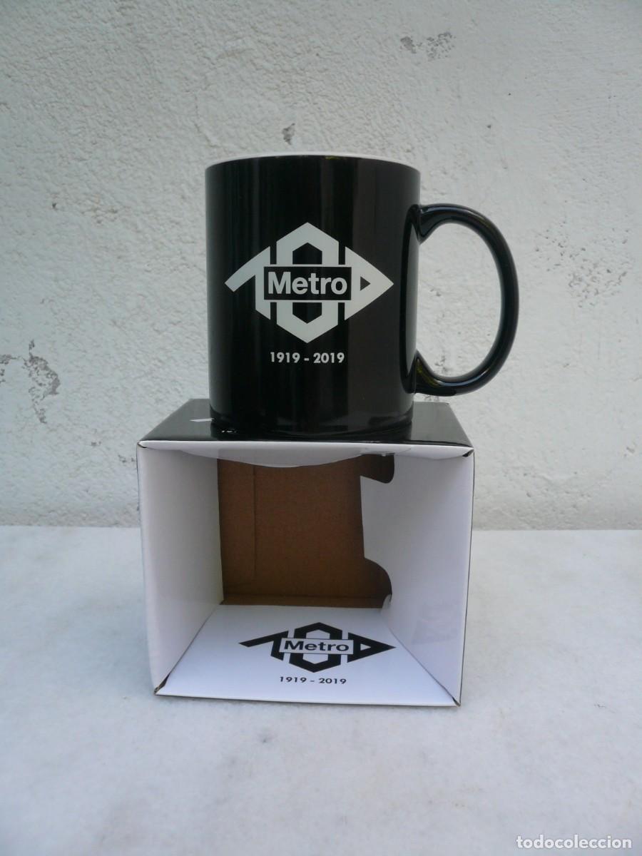 Coleccionismo: TAZA Y BOLSA CENTENARIO METRO DE MADRID - Foto 2
