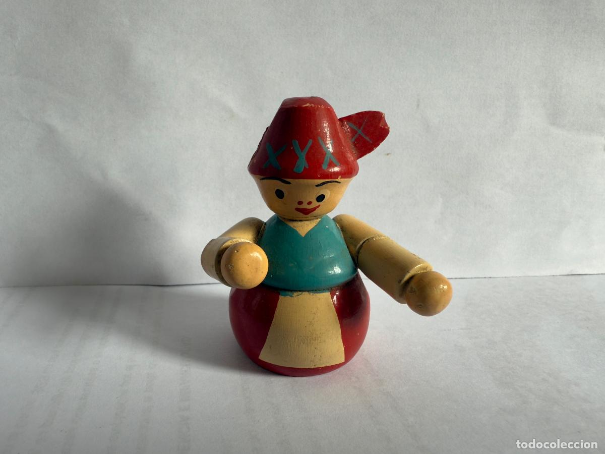 Coleccionismo: SACAPUNTAS FIGURA MADERA - Foto 1