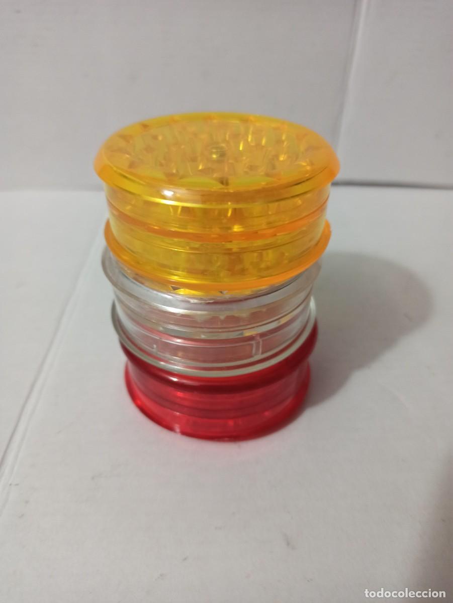 Coleccionismo: Lote de tres pastilleros. - Foto 2