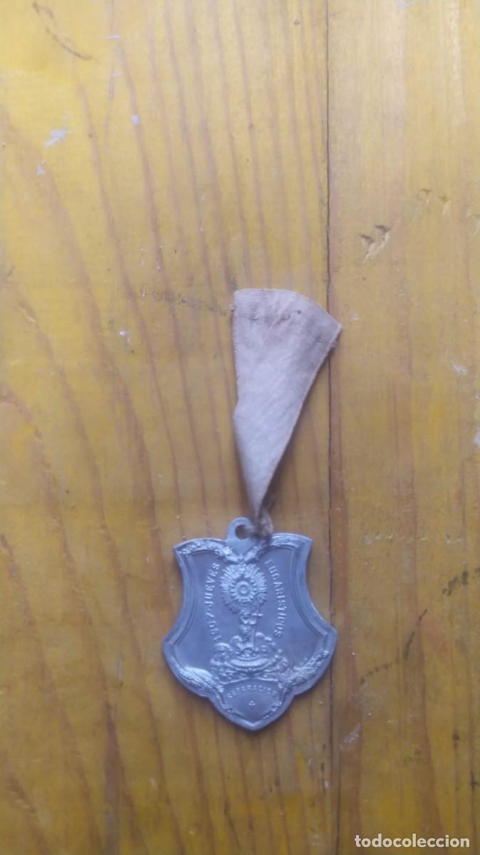 Coleccionismo: 3 medallas religiosas de cofrad&iacute;a y devoci&oacute;n - Foto 3