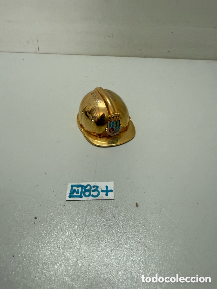 Coleccionismo: Casco de minero ba&ntilde;ado en oro - Foto 1